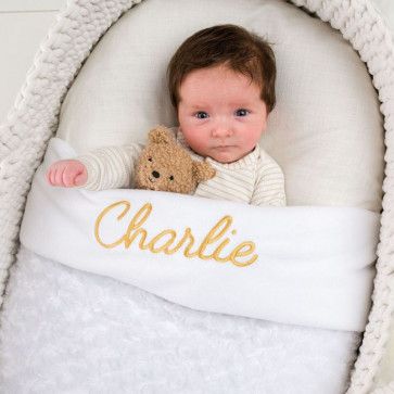 Babydeken geborduurd met naam