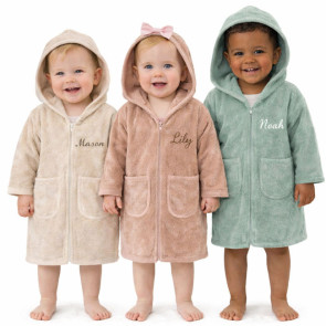 Badjas met rits, geborduurd met naam